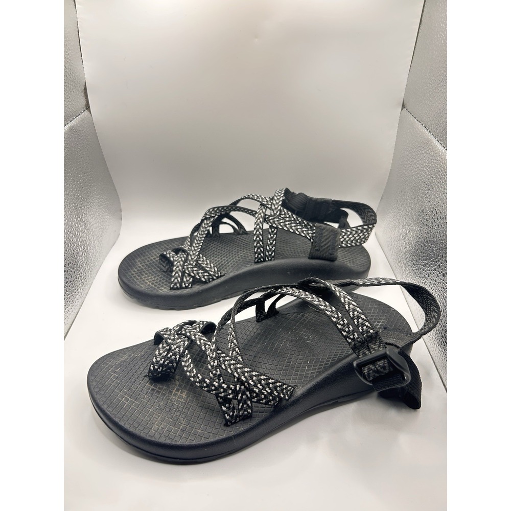Chaco Z Cloud 2 Women 7 Boost Black White Chevron Strappy Toe Loop Sport Sandals